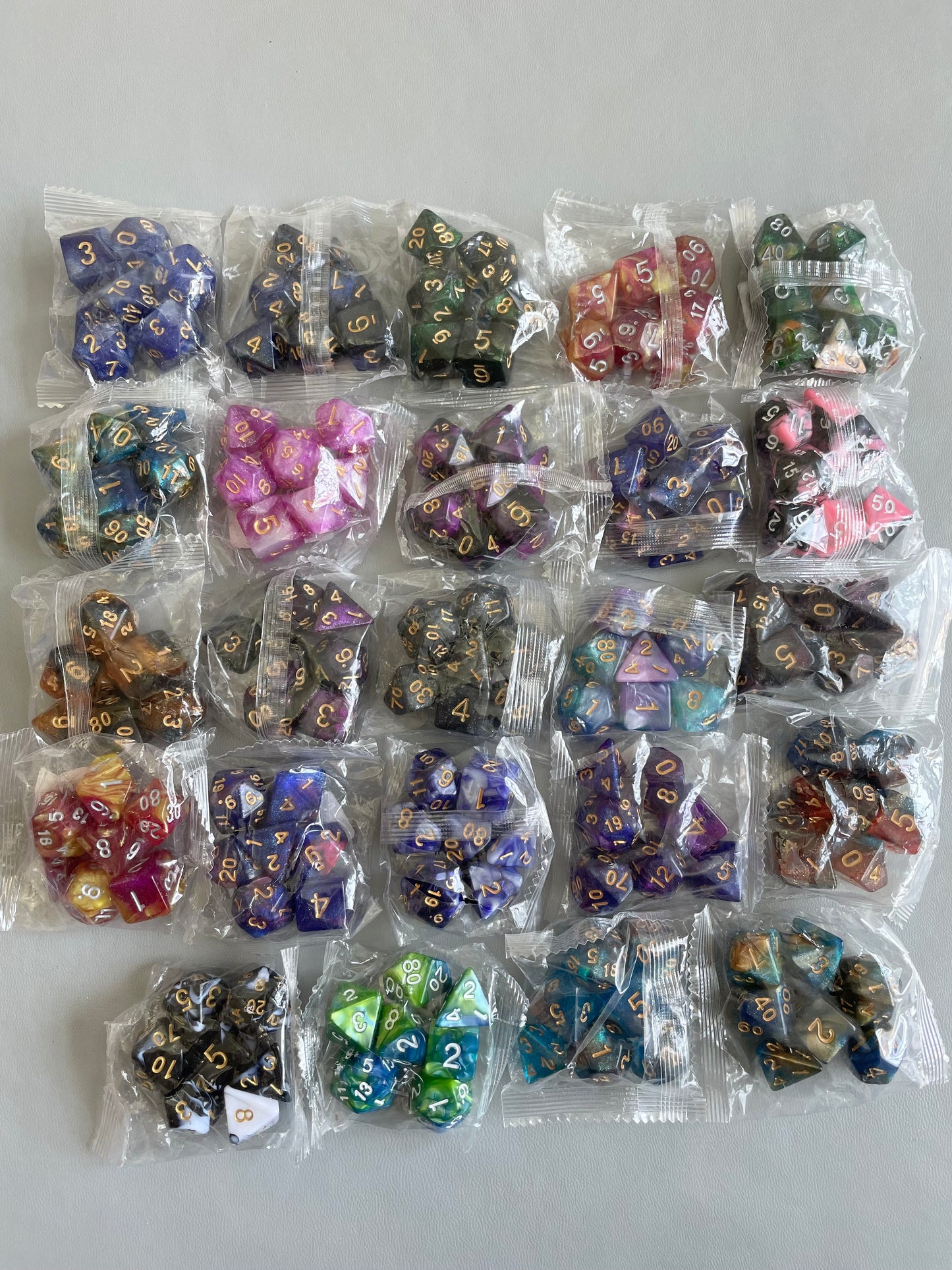 Dice Guardian with 7 piece dice set